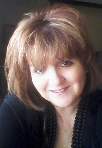 Robin Blakely | The Extra Squeeze Team | A Slice of Orange